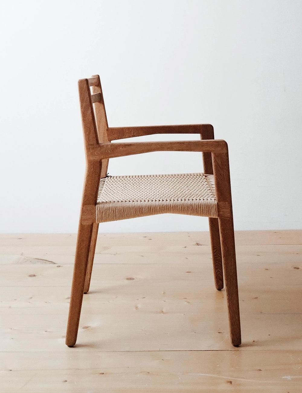 Silla C | Descanzabrazos